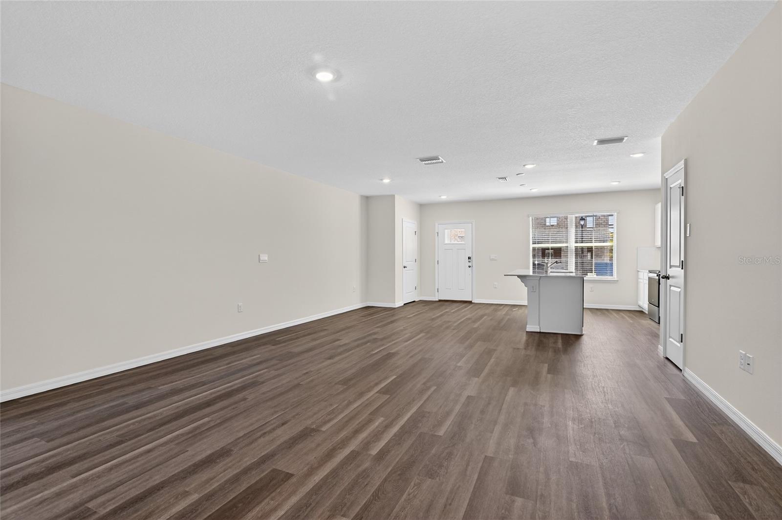 Image 7 of 55 For 16587 Barbours Creek Way