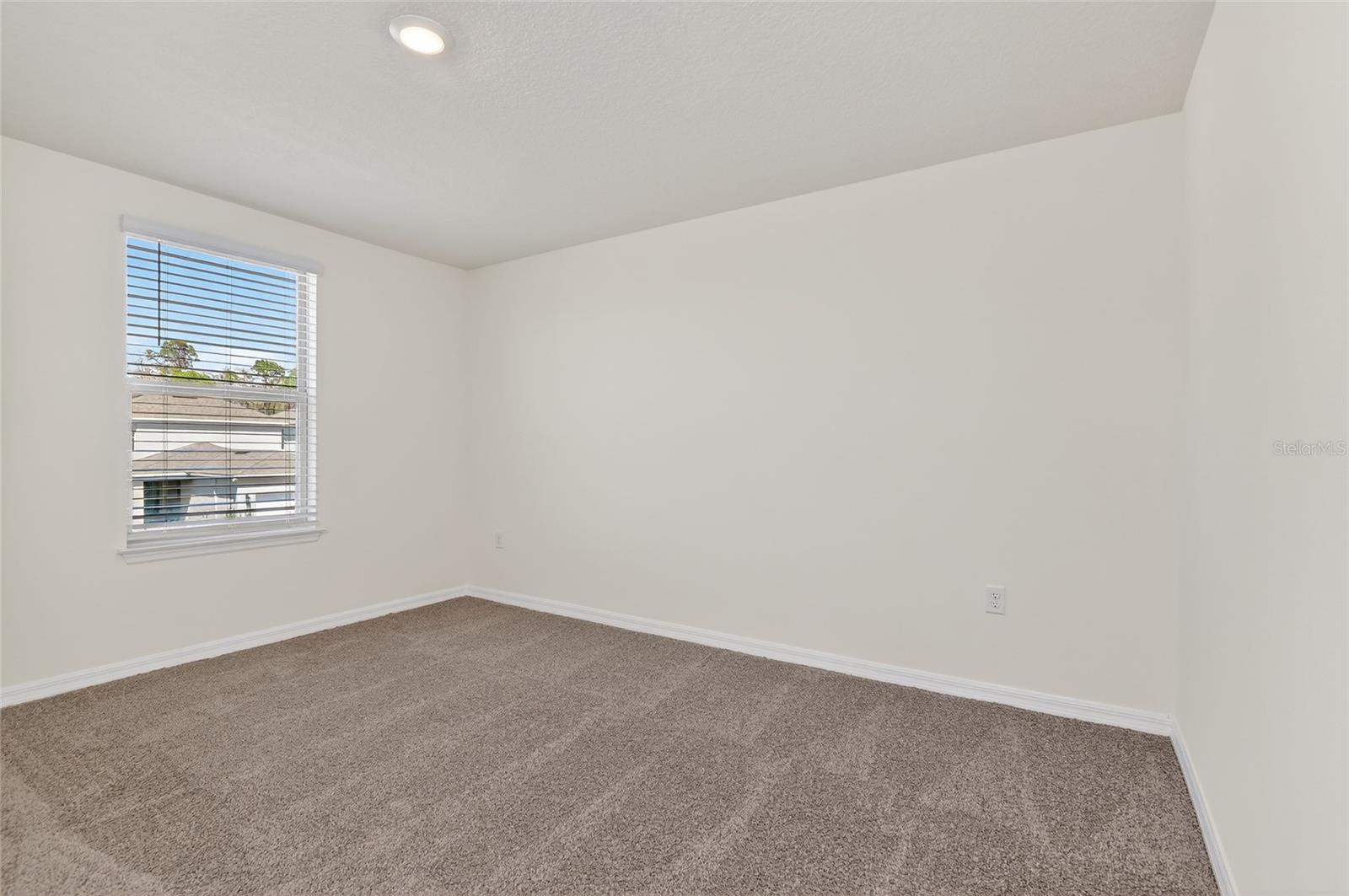 Image 9 of 55 For 16587 Barbours Creek Way