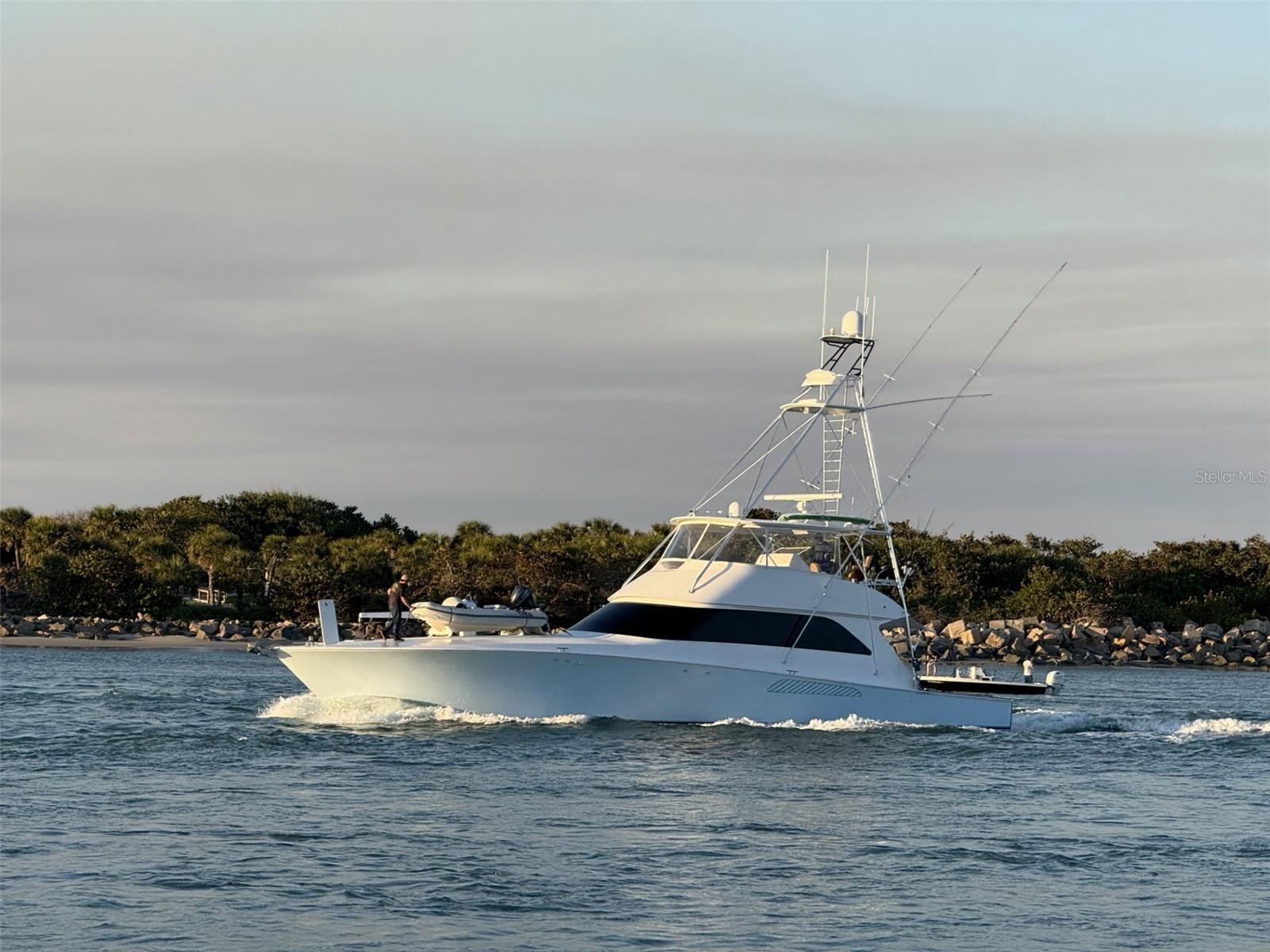 Image 17 of 24 For Coral Circle