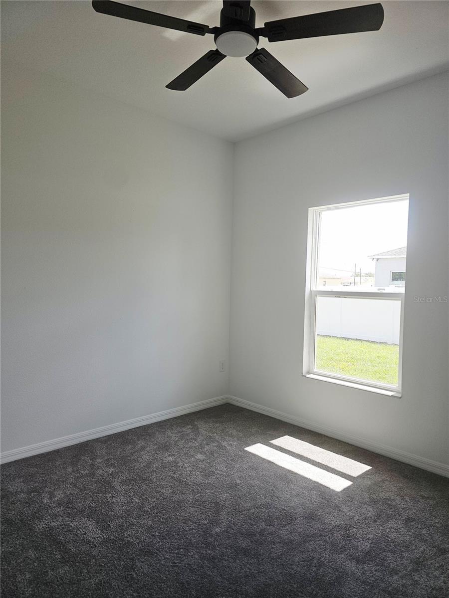 Image 11 of 16 For 39 Catalina Court