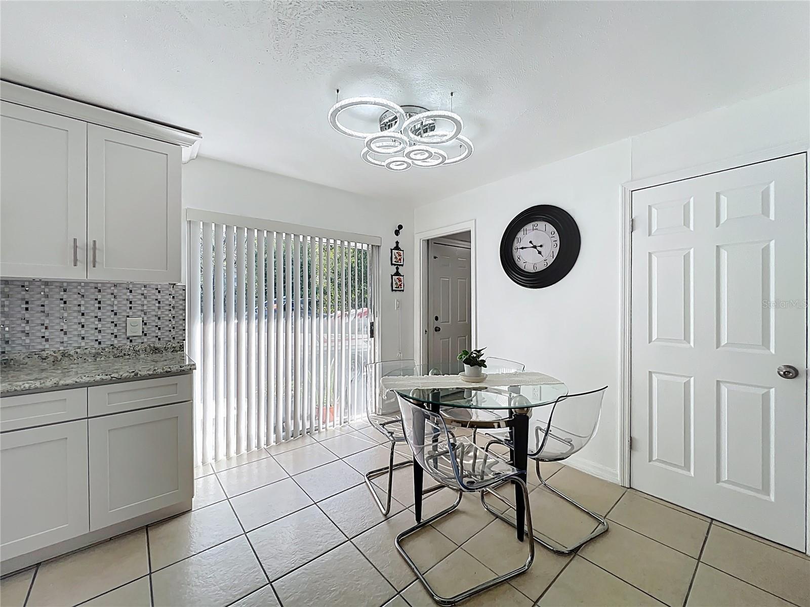 Image 10 of 47 For 3802 Westgate Road