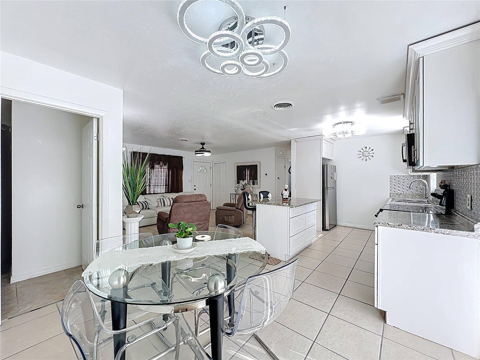 Image 11 of 47 For 3802 Westgate Road