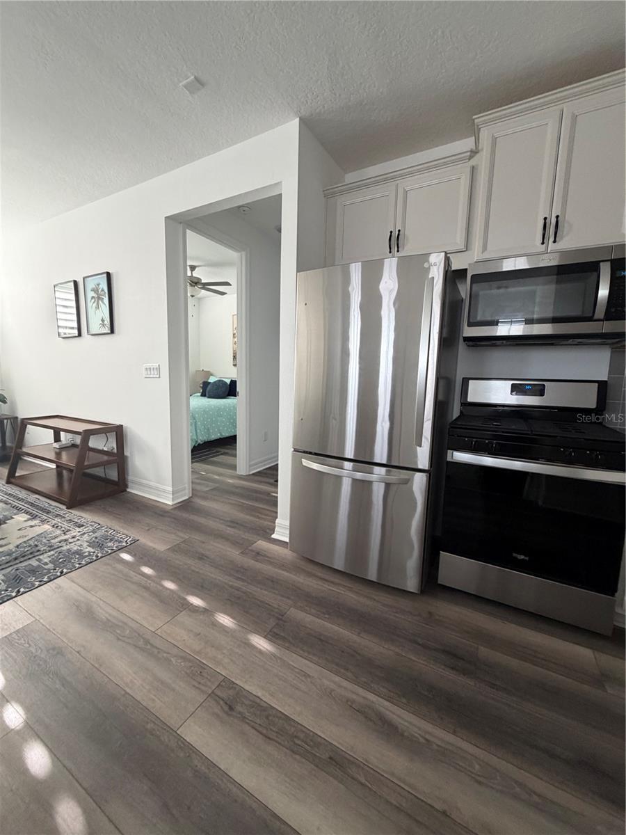 Image 5 of 27 For 1860 Beach Ridge Road