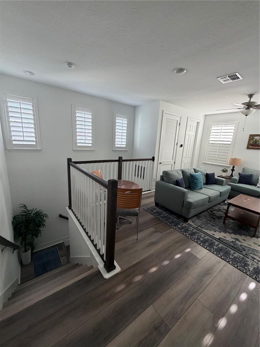 Image 7 of 27 For 1860 Beach Ridge Road