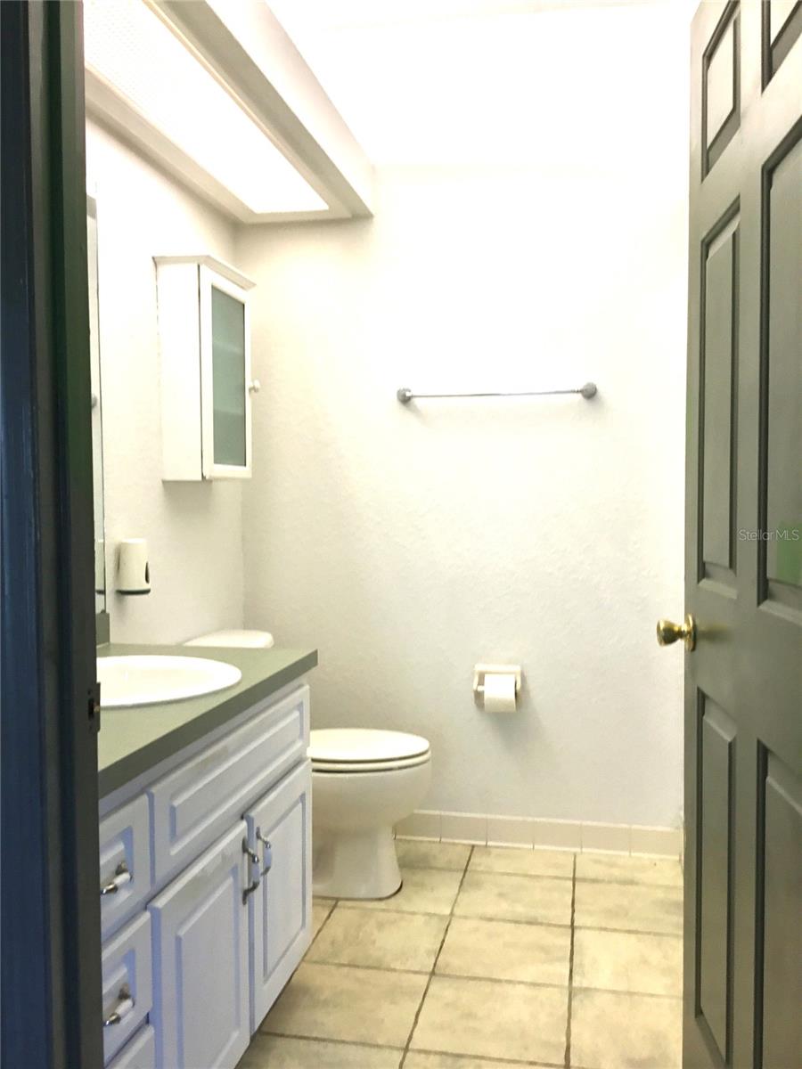 Image 23 of 27 For 1101 Eagle Pond Drive 1101