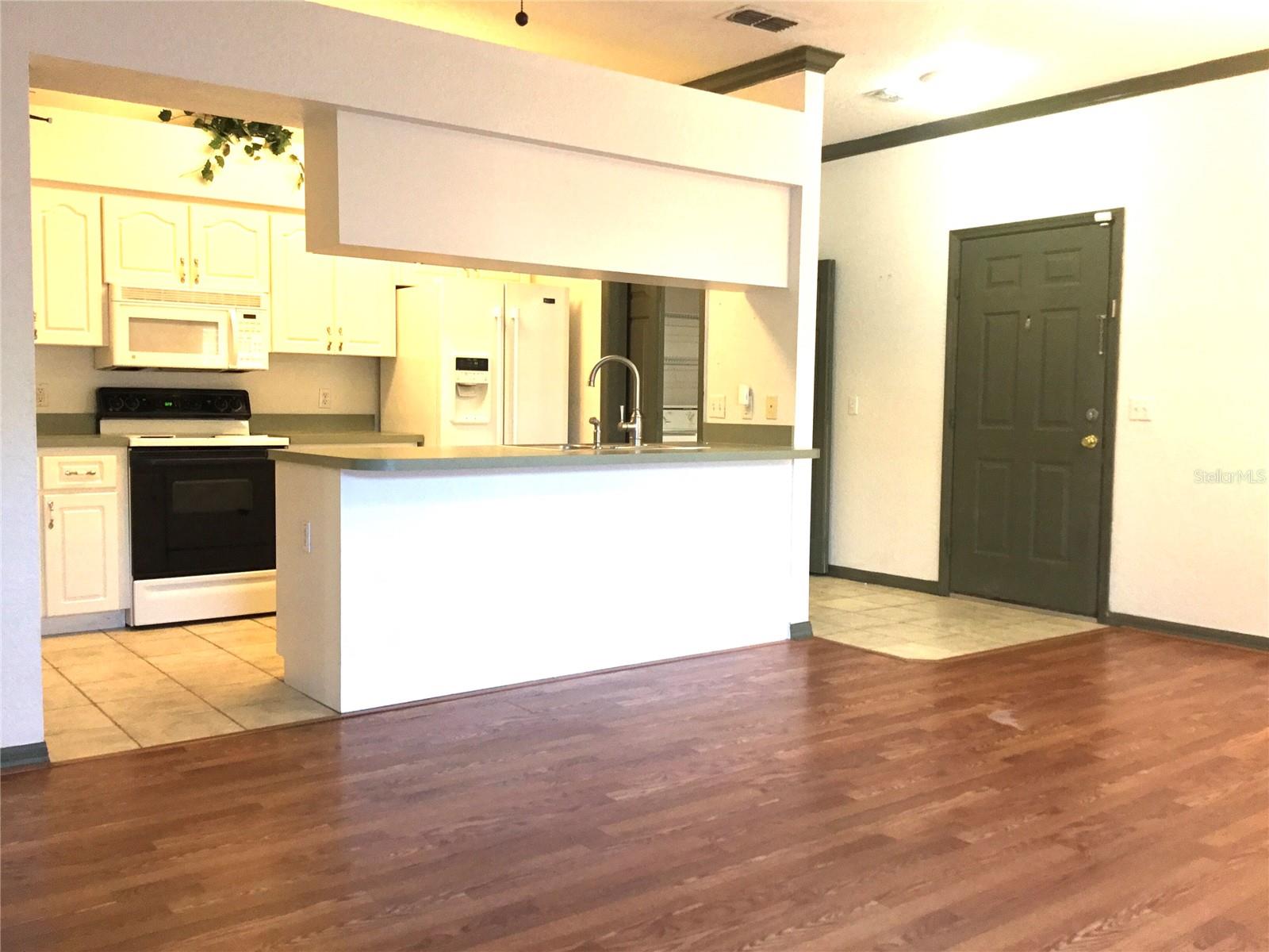 Image 5 of 27 For 1101 Eagle Pond Drive 1101