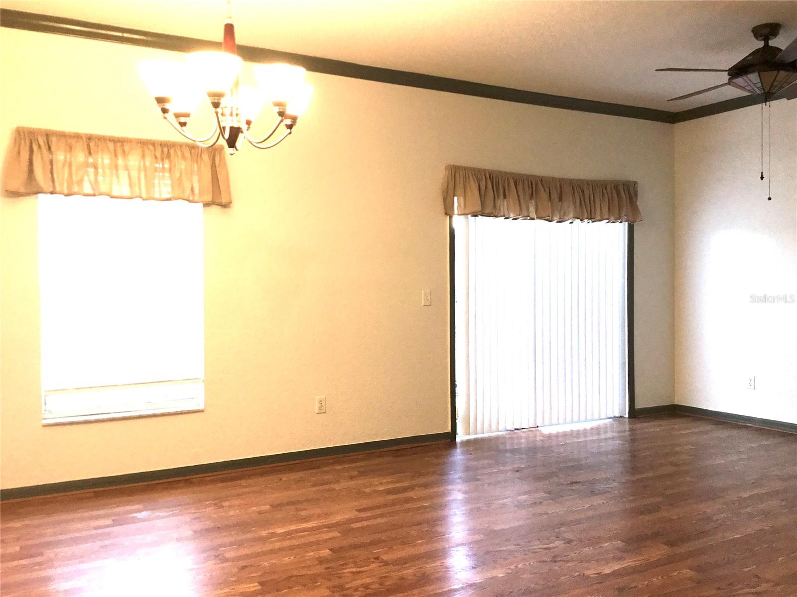 Image 9 of 27 For 1101 Eagle Pond Drive 1101