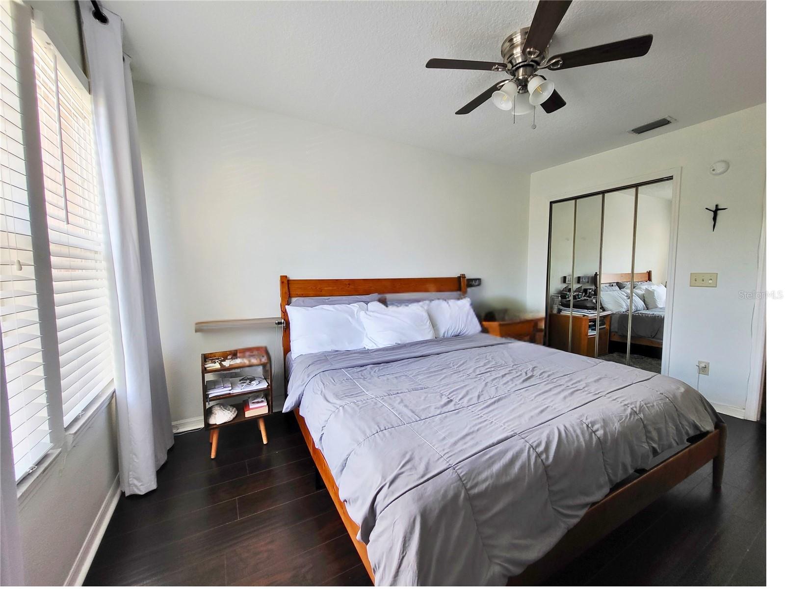 Image 6 of 24 For 11807 Mintwood Court