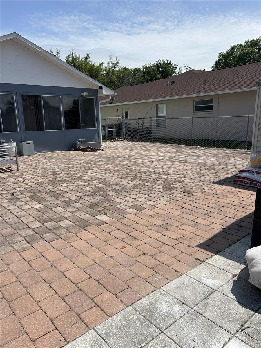 Image 22 of 28 For 1110 Craig Court