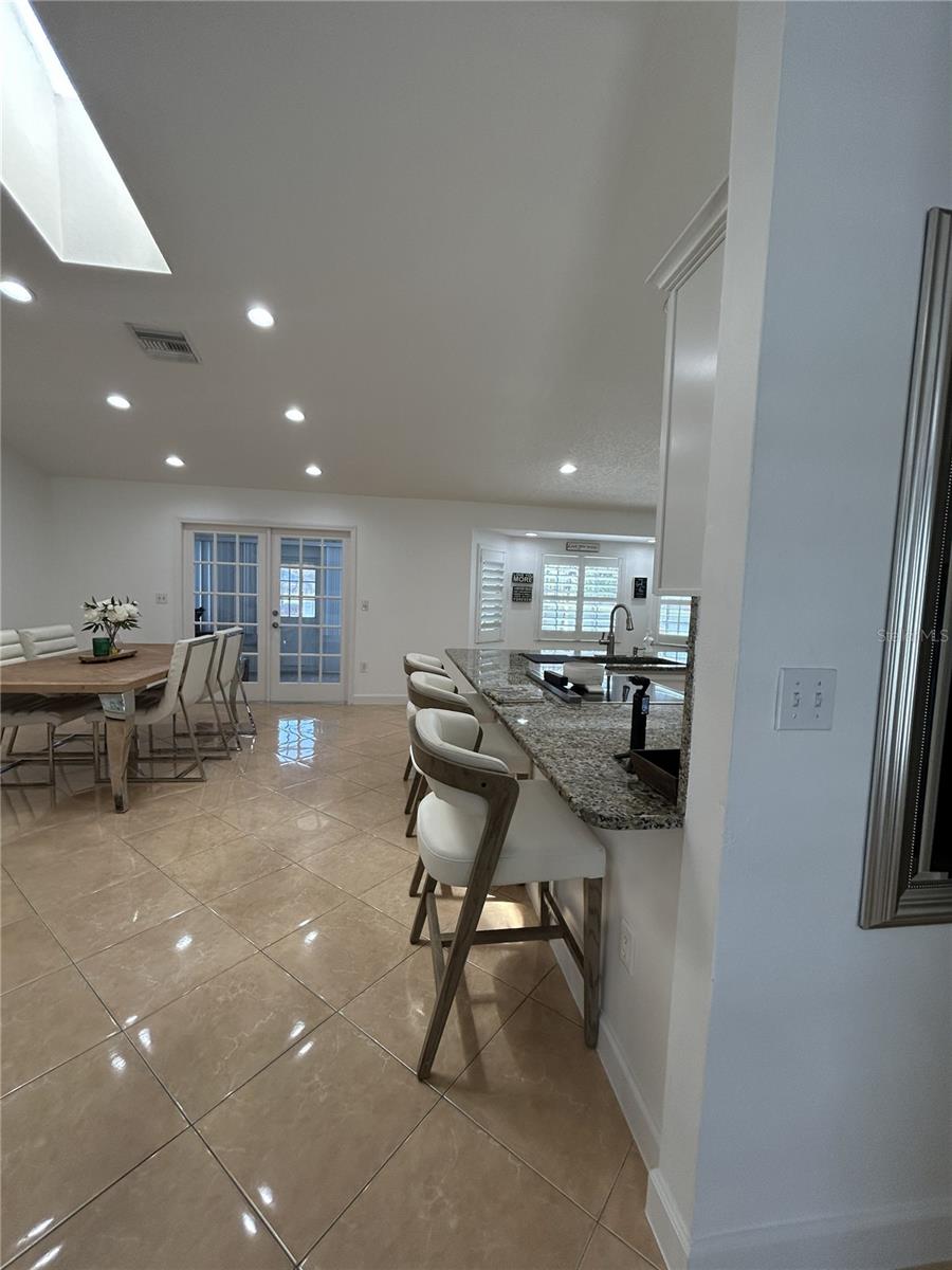 Image 6 of 28 For 1110 Craig Court