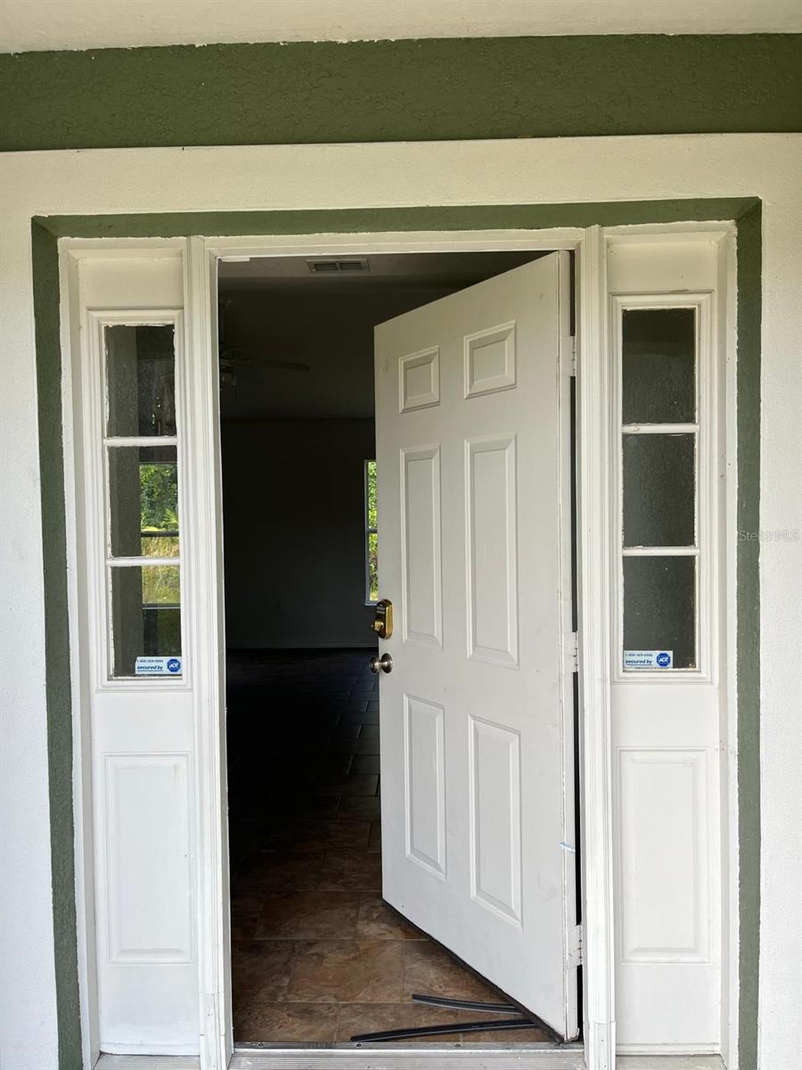 Image 12 of 26 For 754 Pelican Court