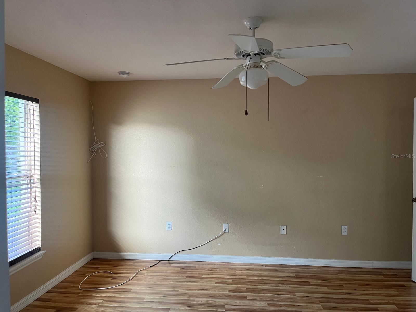 Image 13 of 26 For 754 Pelican Court