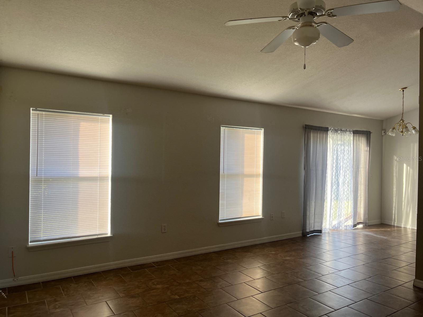 Image 14 of 26 For 754 Pelican Court