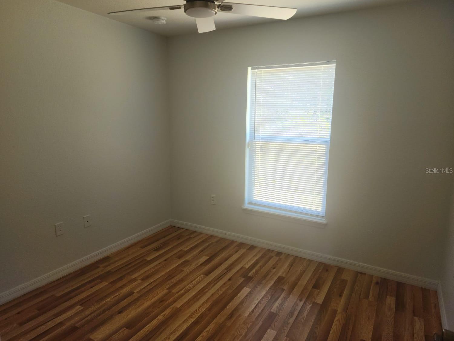 Image 16 of 26 For 754 Pelican Court