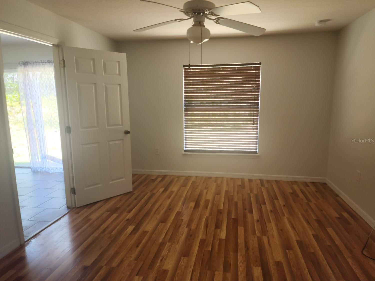 Image 21 of 26 For 754 Pelican Court