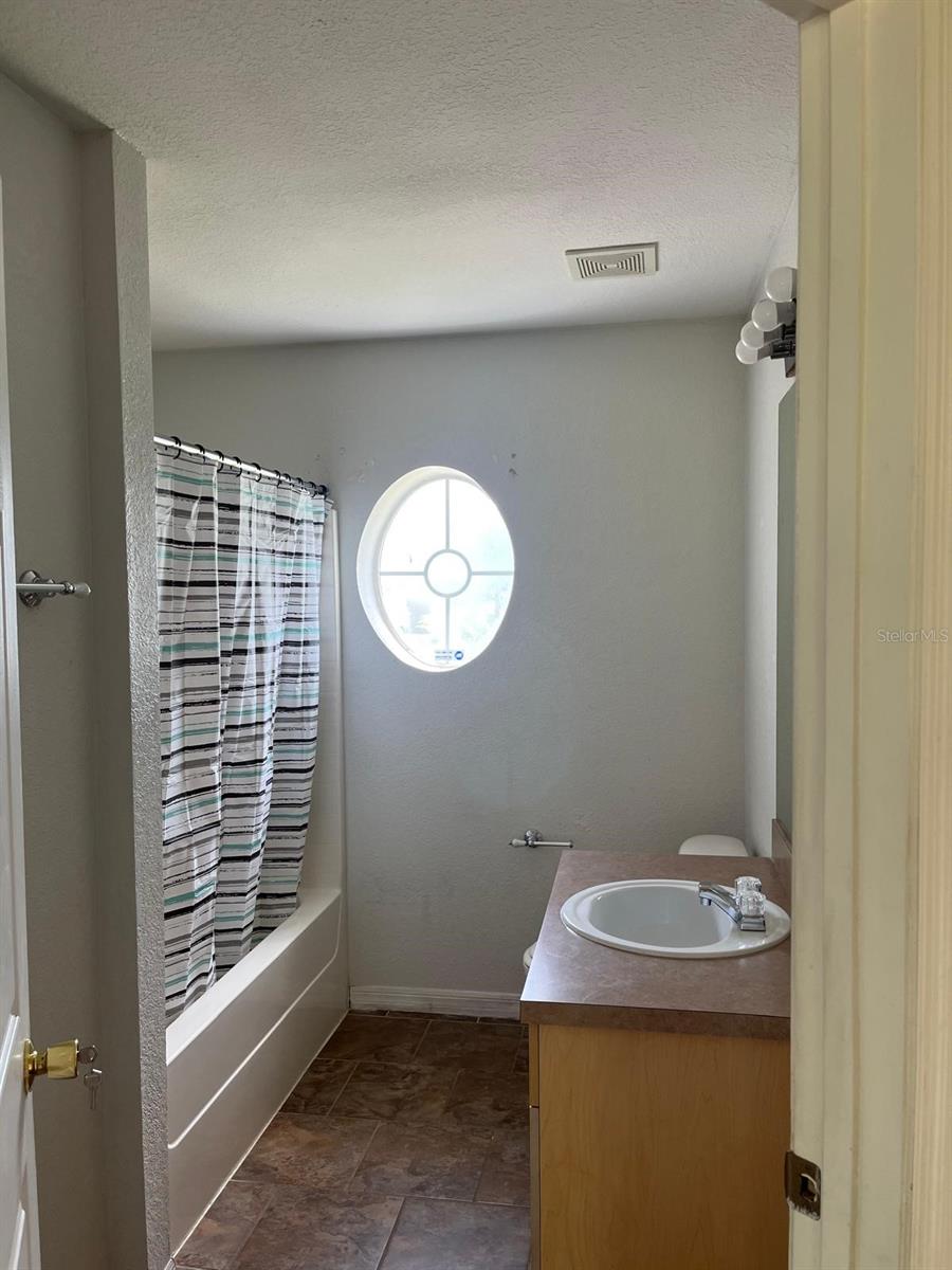 Image 8 of 26 For 754 Pelican Court