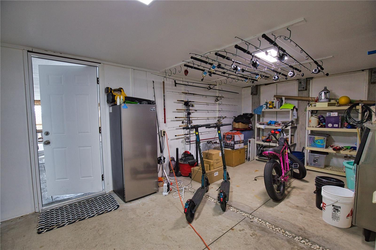 Image 52 of 98 For 11723 Anglers Club Drive 131