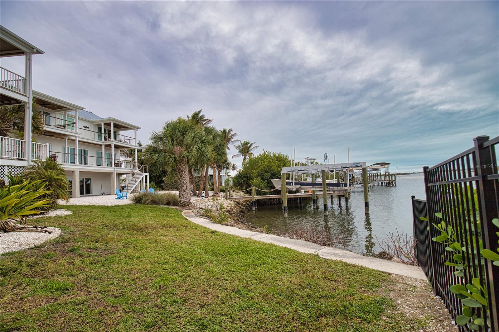 Image 95 of 98 For 11723 Anglers Club Drive 131