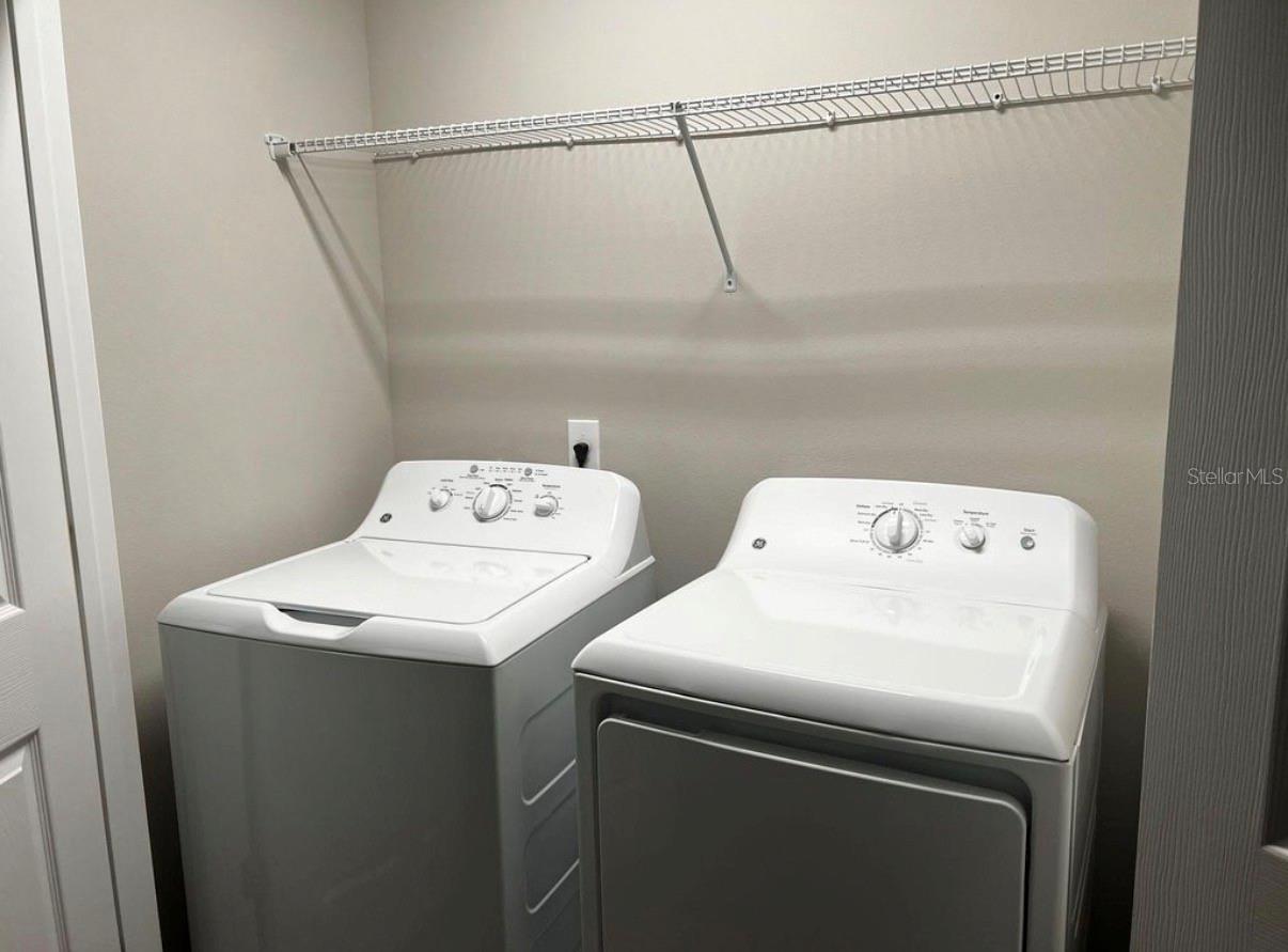 Image 9 of 14 For 10552 Salt Grove St