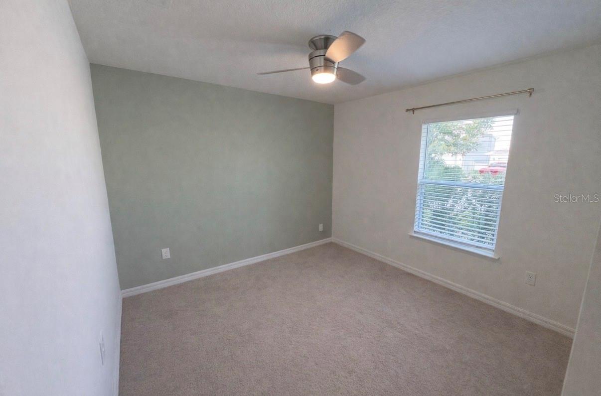 Image 9 of 14 For 433 Summer Grove Lane