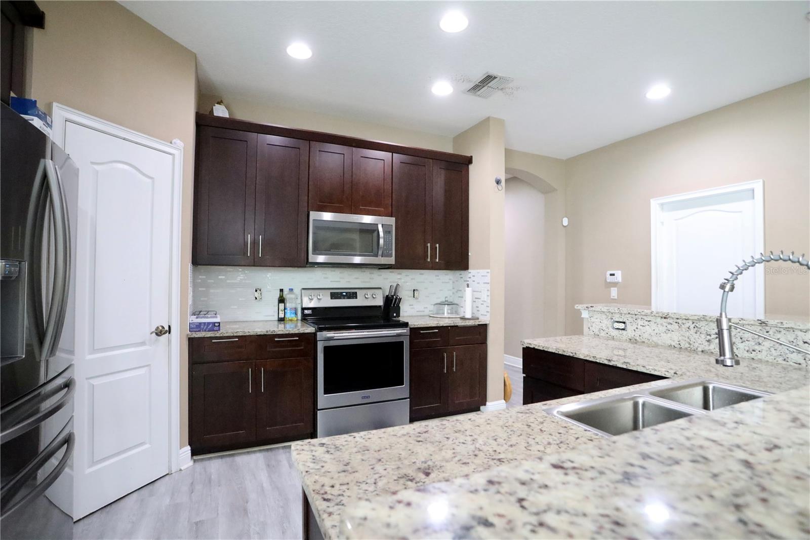 Image 13 of 30 For 13622 Darchance Road