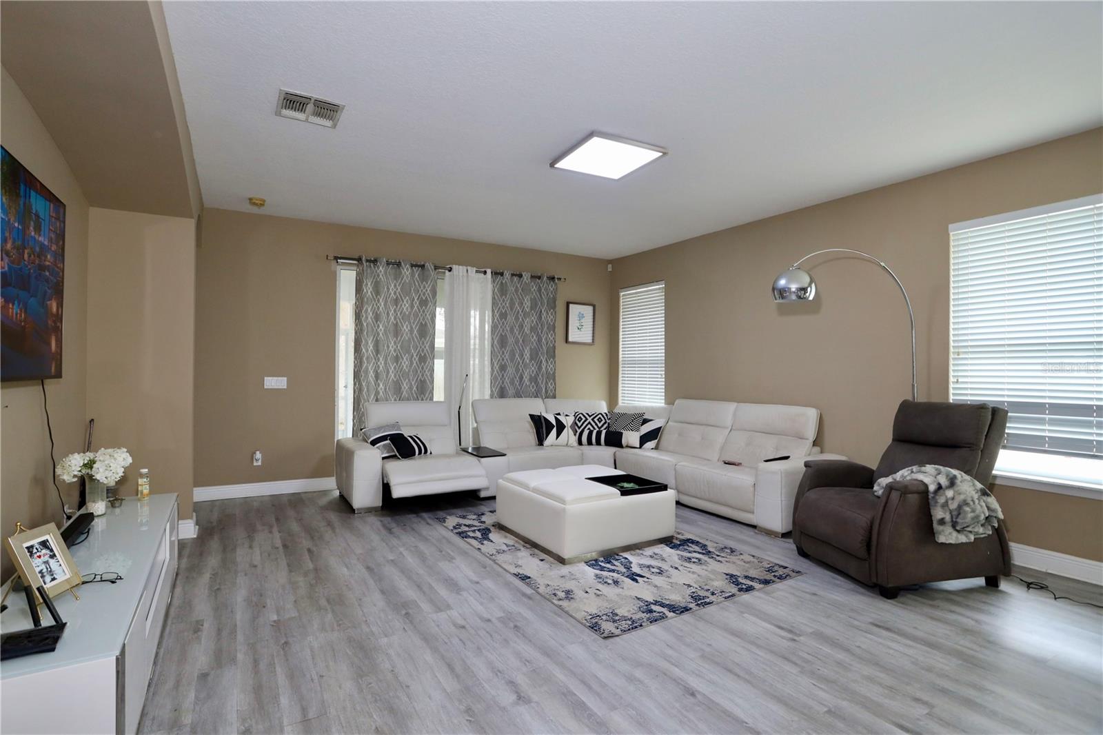 Image 18 of 30 For 13622 Darchance Road