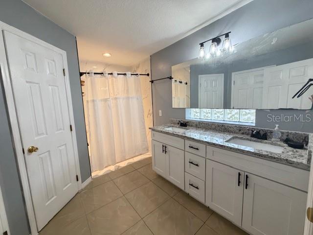 Image 11 of 16 For 979 Kenbar Avenue