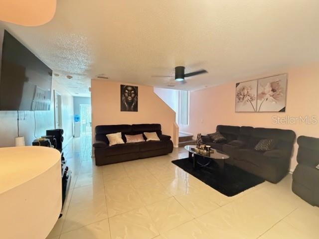 Image 4 of 16 For 979 Kenbar Avenue