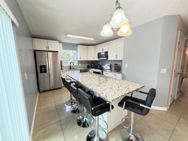 Image 6 of 16 For 979 Kenbar Avenue