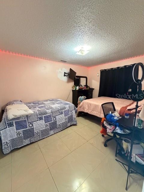 Image 9 of 16 For 979 Kenbar Avenue