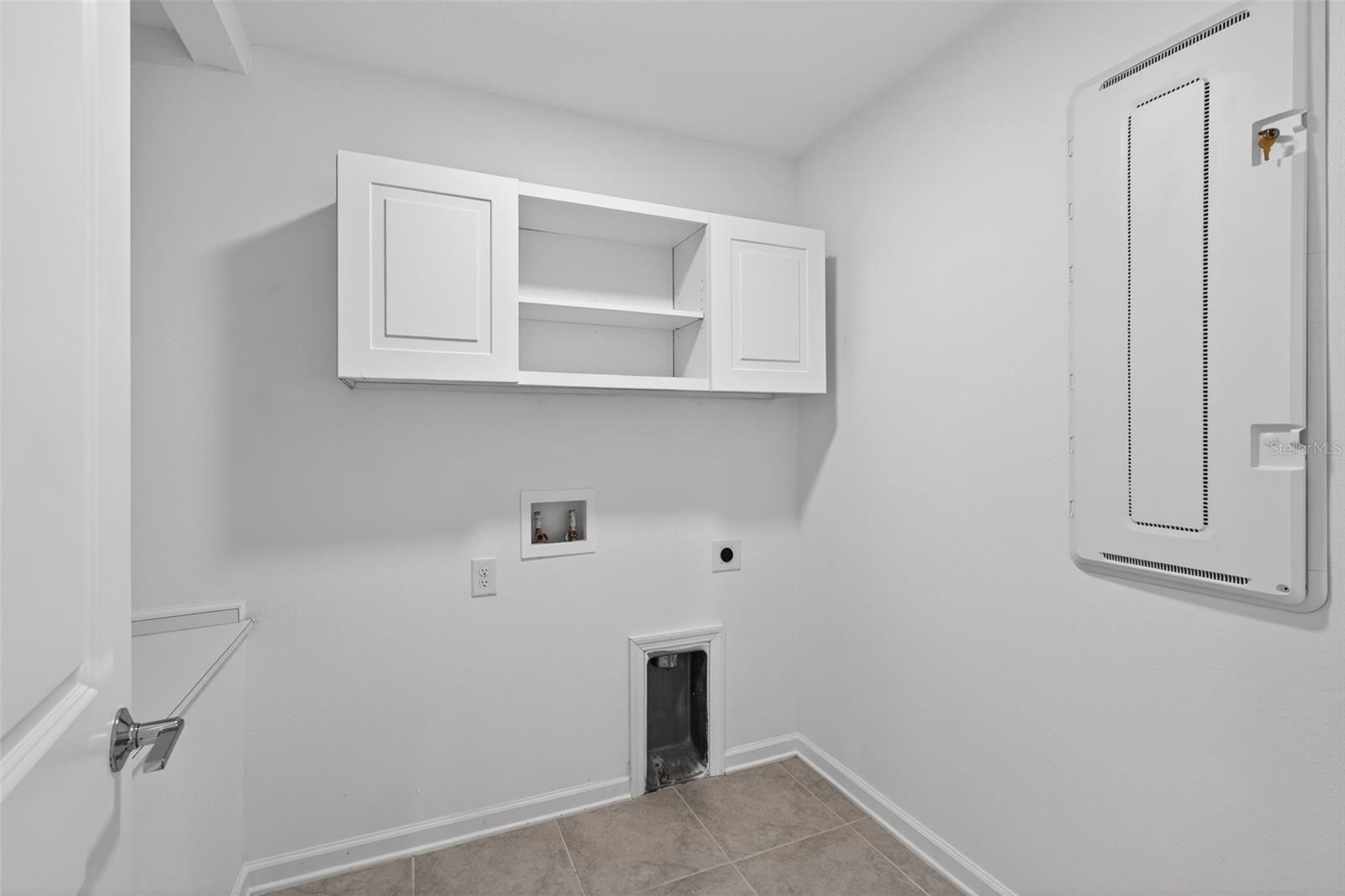 Image 20 of 37 For 124 Pineywoods Street