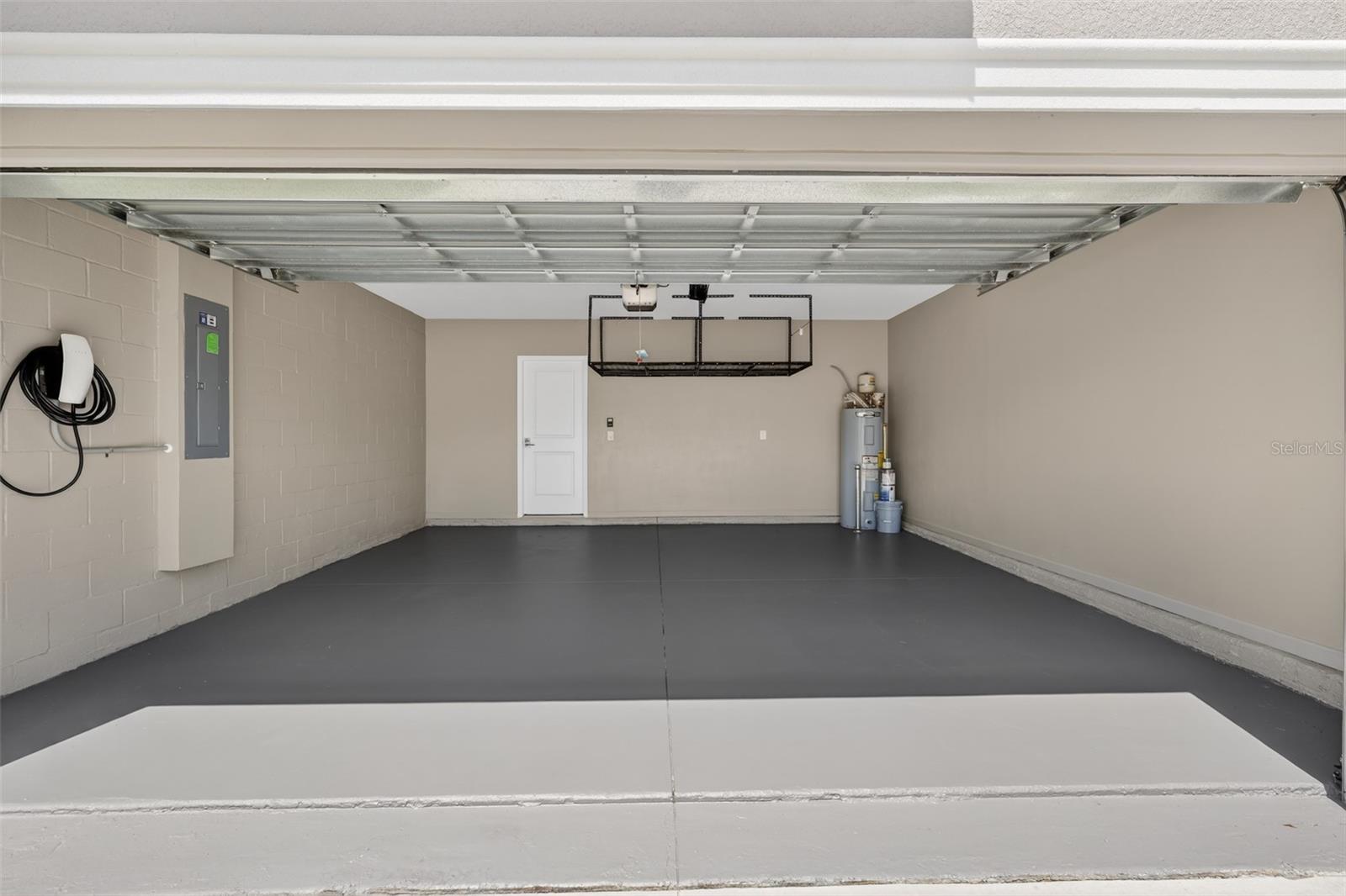 Image 31 of 37 For 124 Pineywoods Street