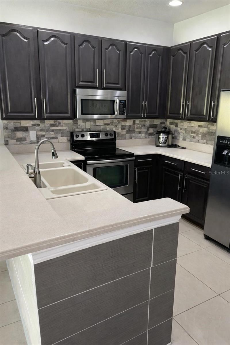 Image 5 of 19 For 11845 Great Commission Way