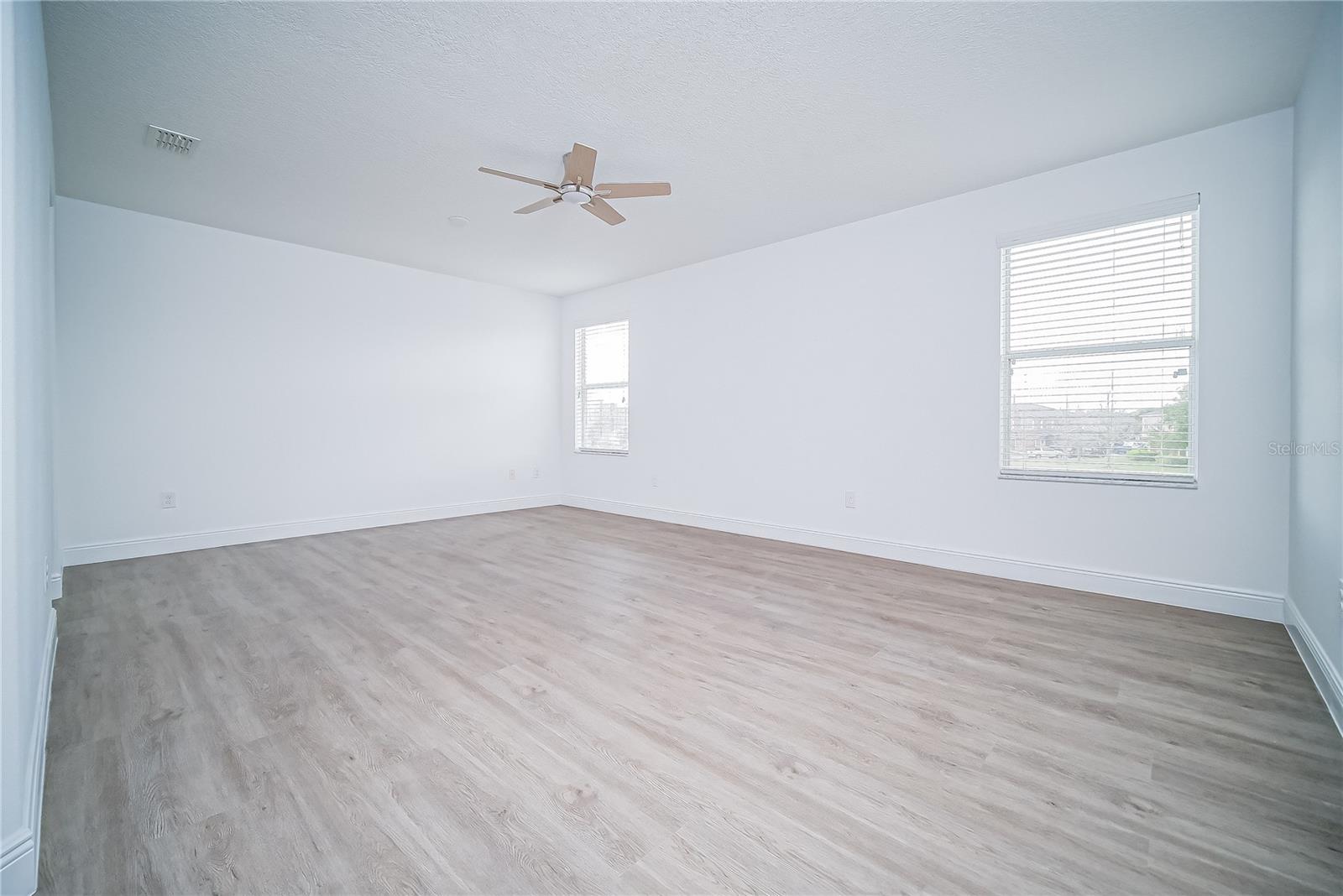 Image 15 of 23 For 3061 Rodrick Circle