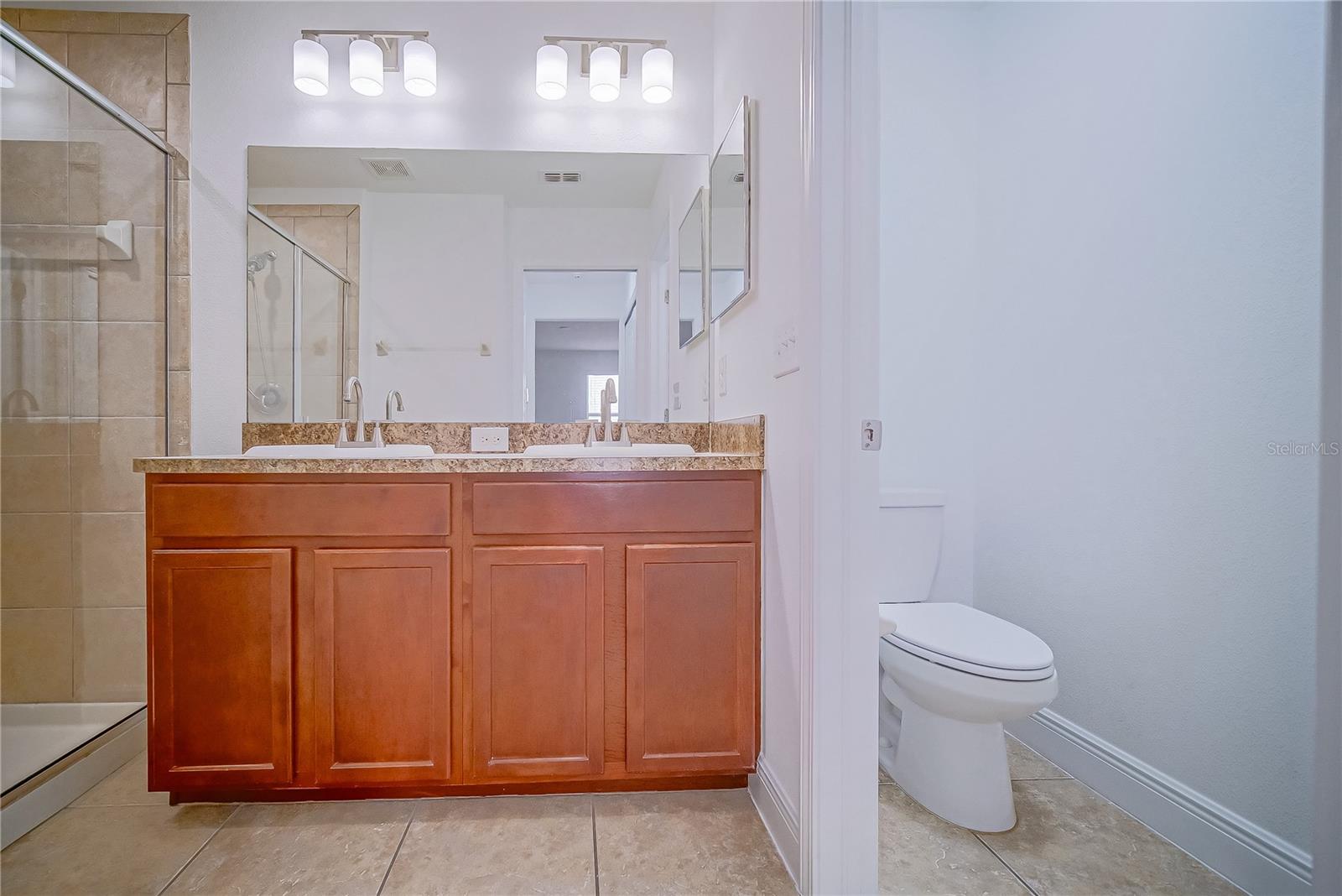 Image 18 of 23 For 3061 Rodrick Circle