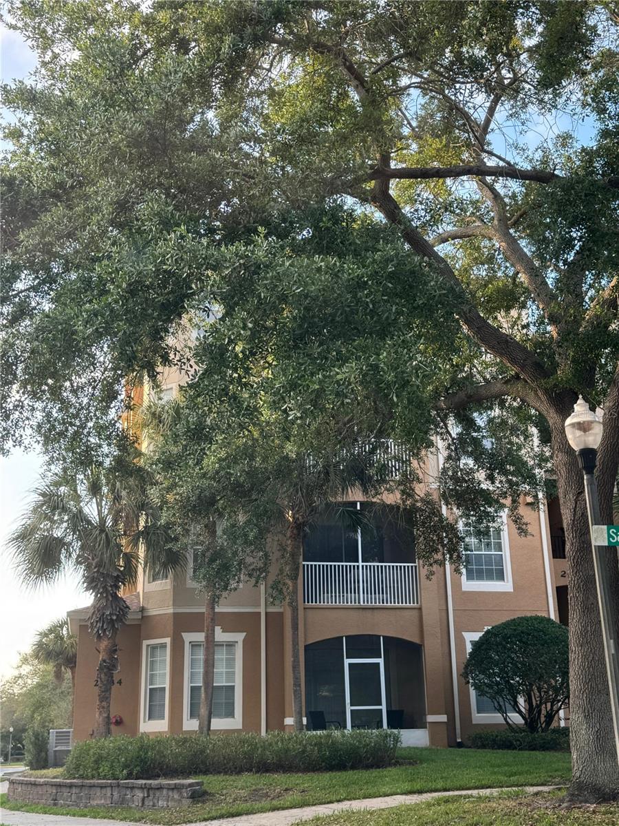 Image 6 of 7 For 2484 San Tecla Street 402