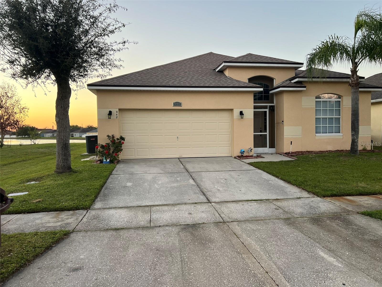 Details for 948 Hacienda Circle, KISSIMMEE, FL 34741