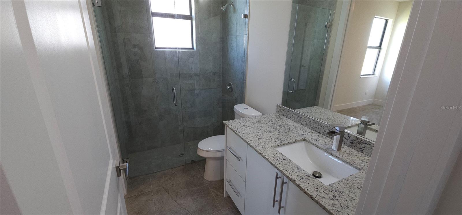 Image 25 of 38 For 3008 41st Avenue