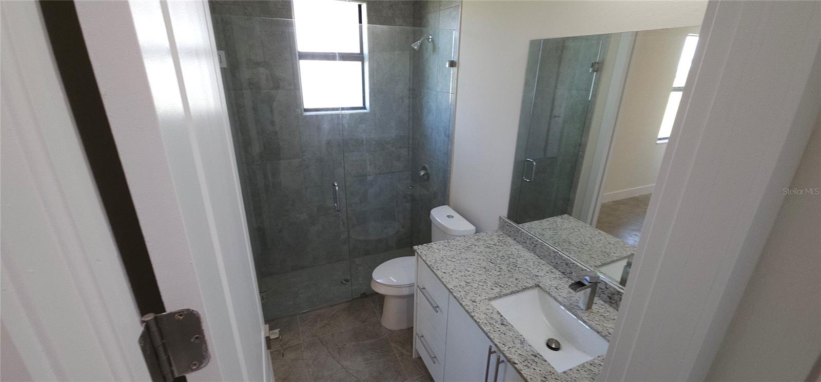 Image 31 of 38 For 3008 41st Avenue