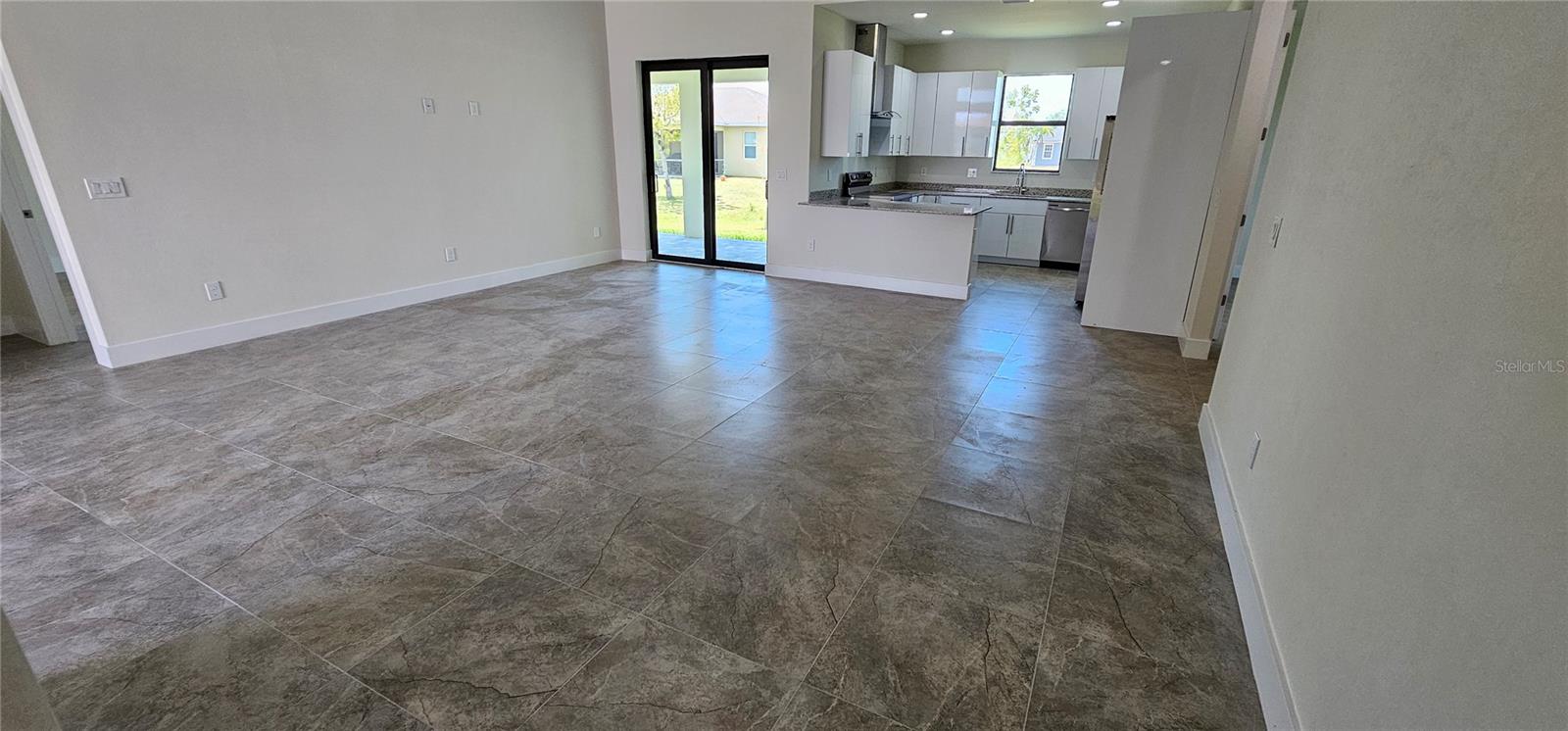 Image 9 of 38 For 3008 41st Avenue