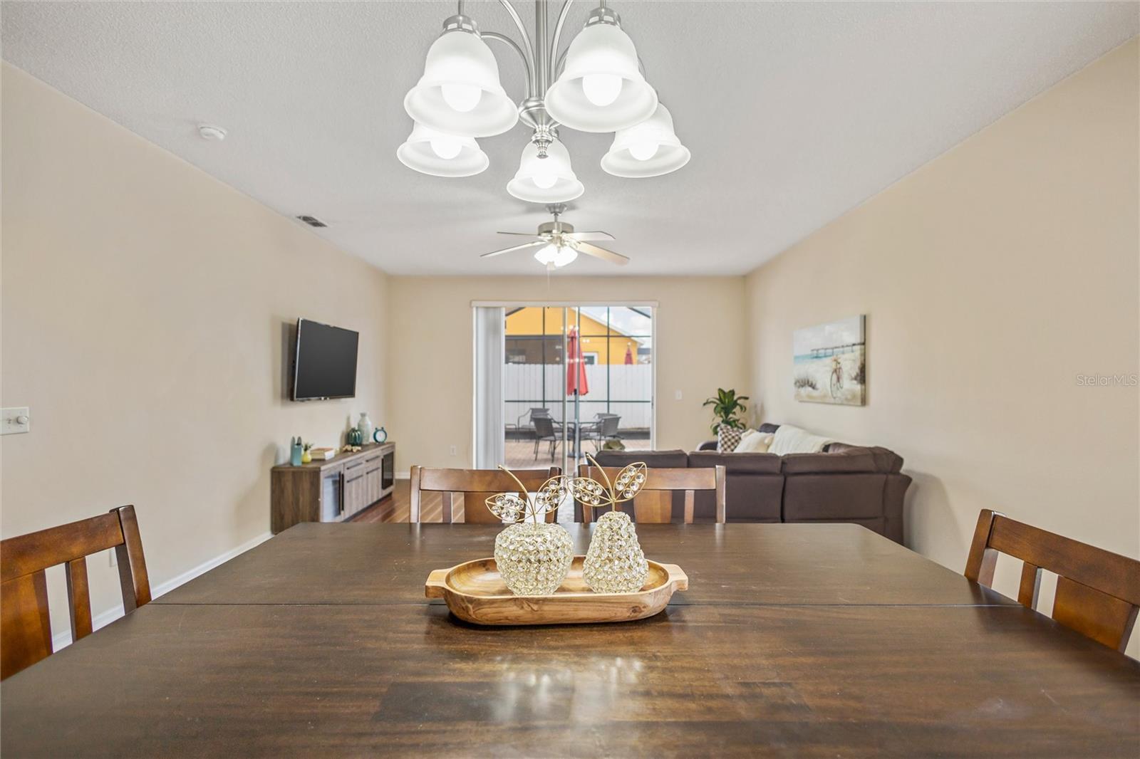 Image 14 of 35 For 422 Graystone Boulevard