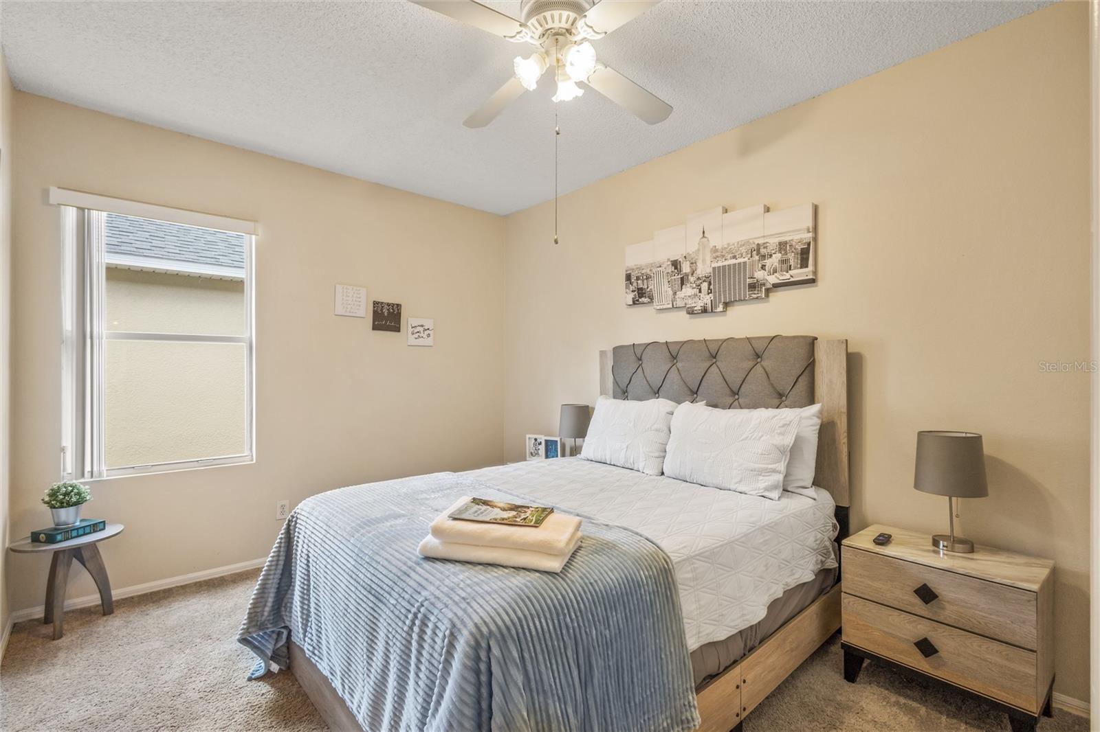 Image 25 of 35 For 422 Graystone Boulevard