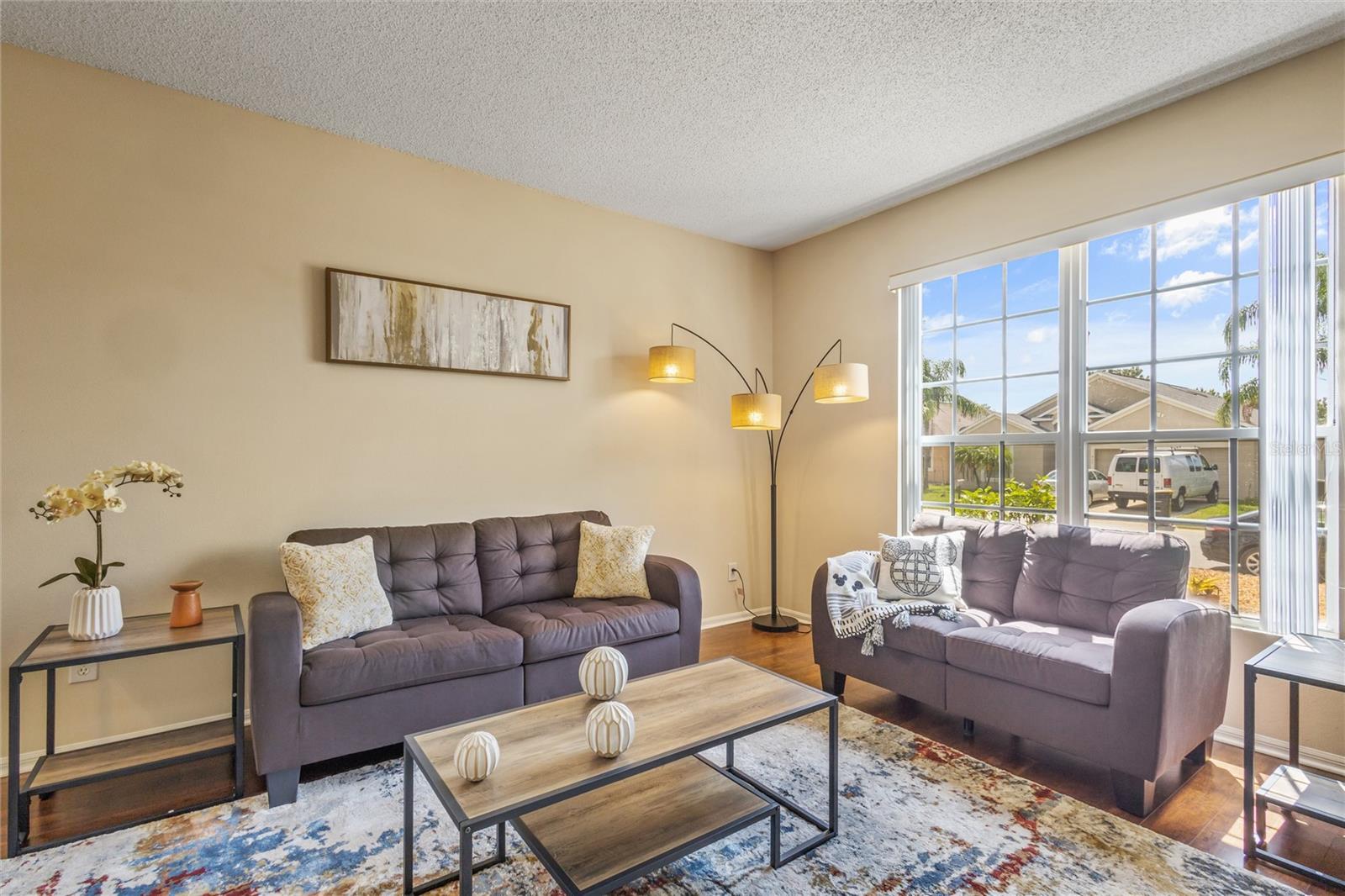 Image 6 of 35 For 422 Graystone Boulevard