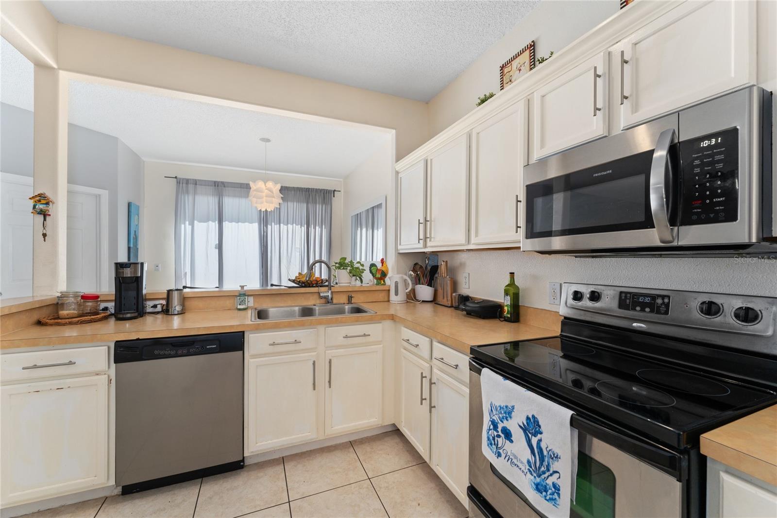 Image 12 of 29 For 2035 Island Brook Lane