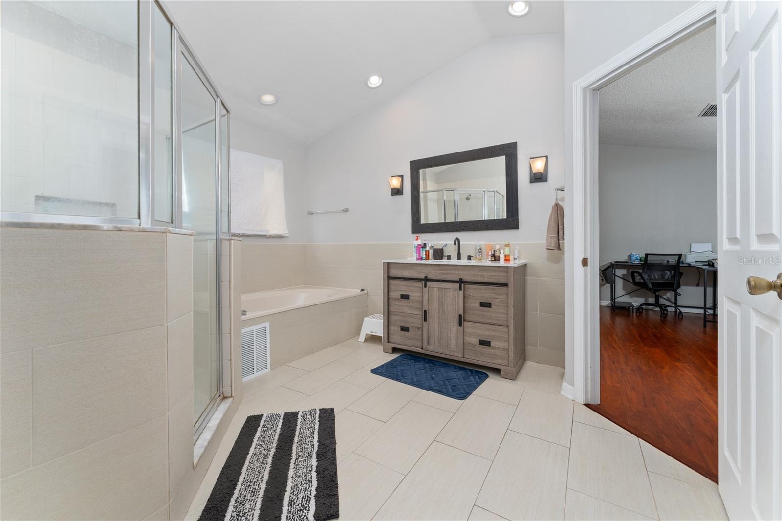 Image 21 of 29 For 2035 Island Brook Lane