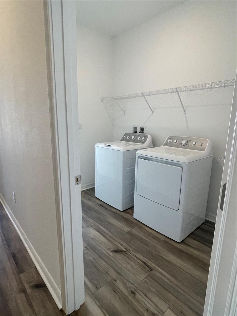 Image 14 of 32 For 34772 Mulrion Drive