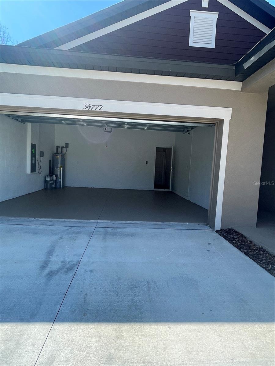 Image 15 of 32 For 34772 Mulrion Drive