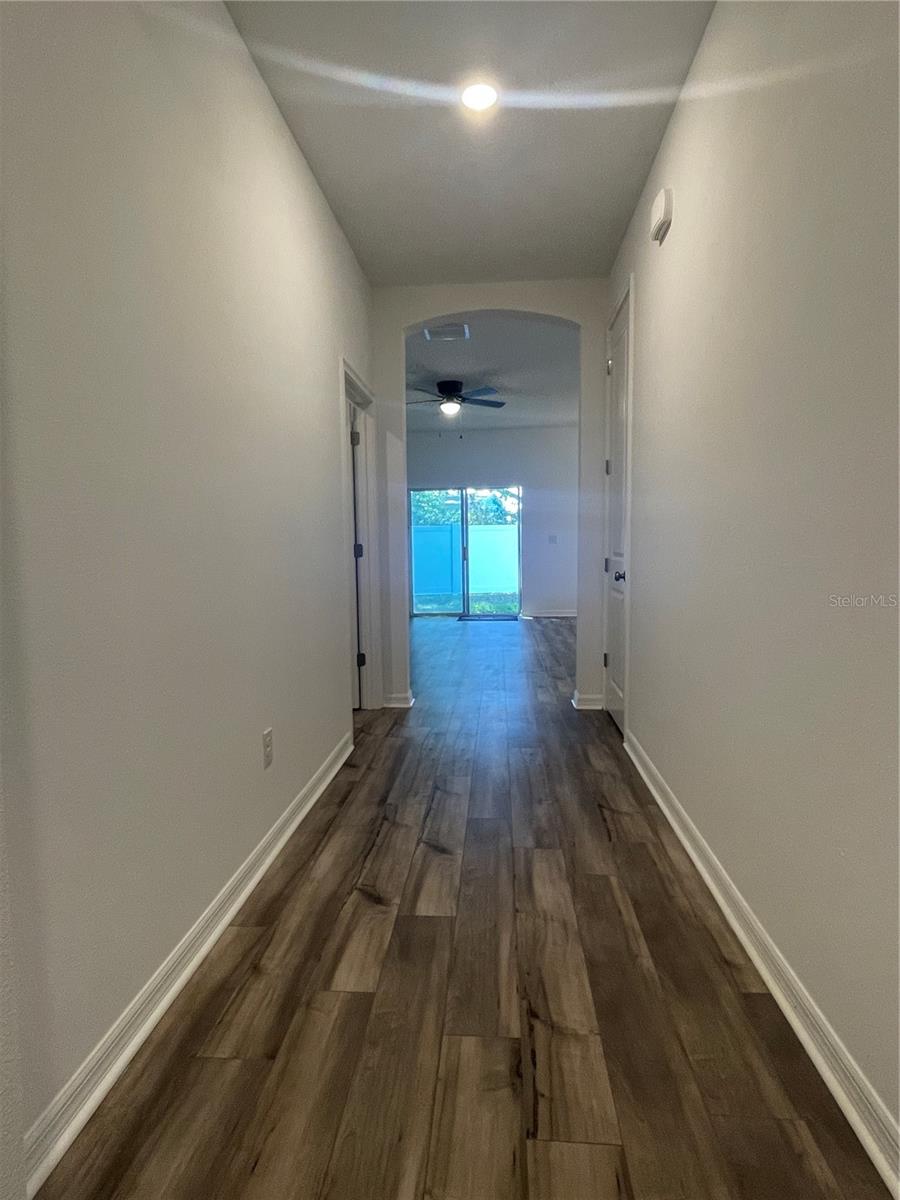 Image 24 of 32 For 34772 Mulrion Drive