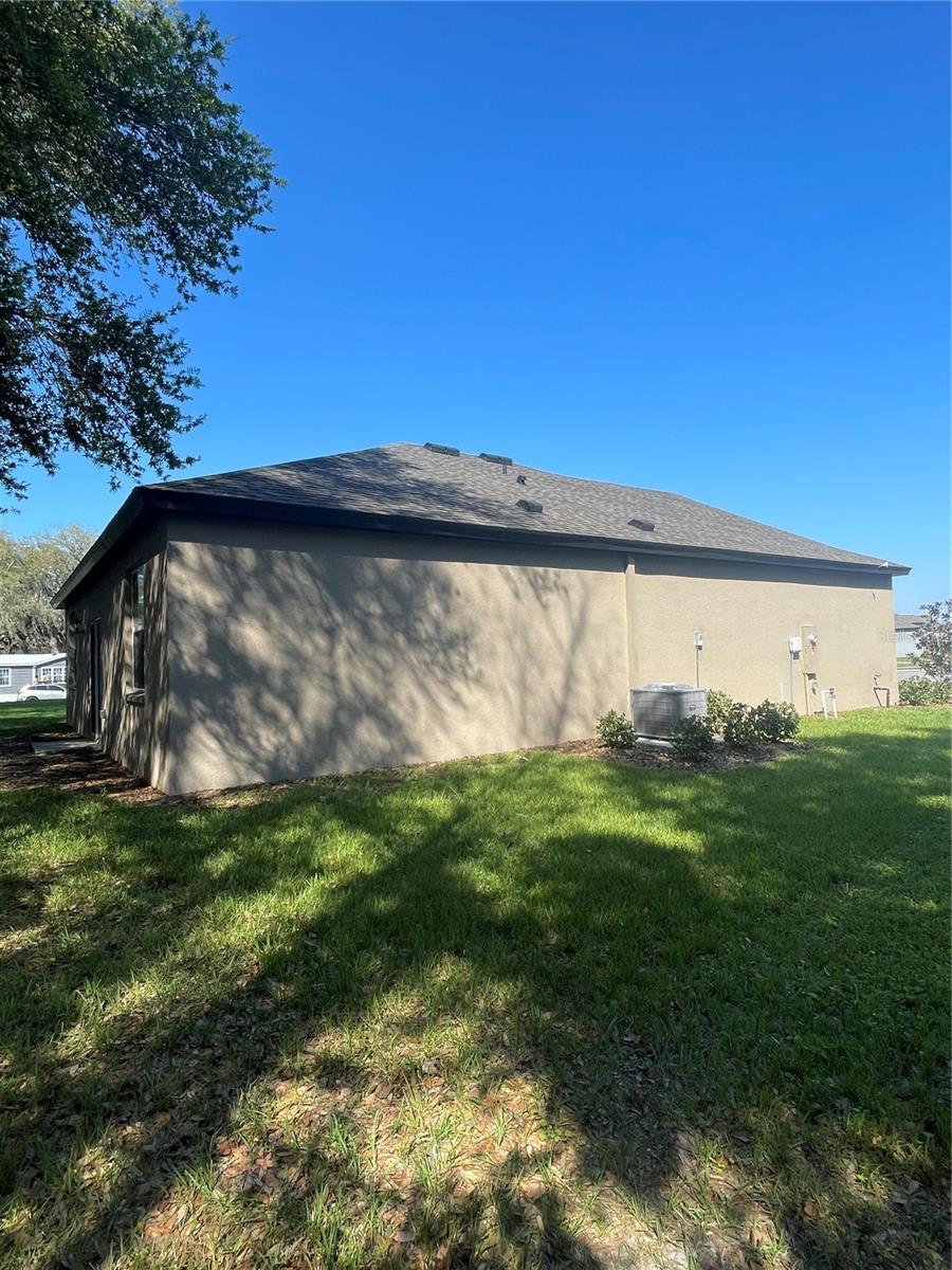 Image 27 of 32 For 34772 Mulrion Drive