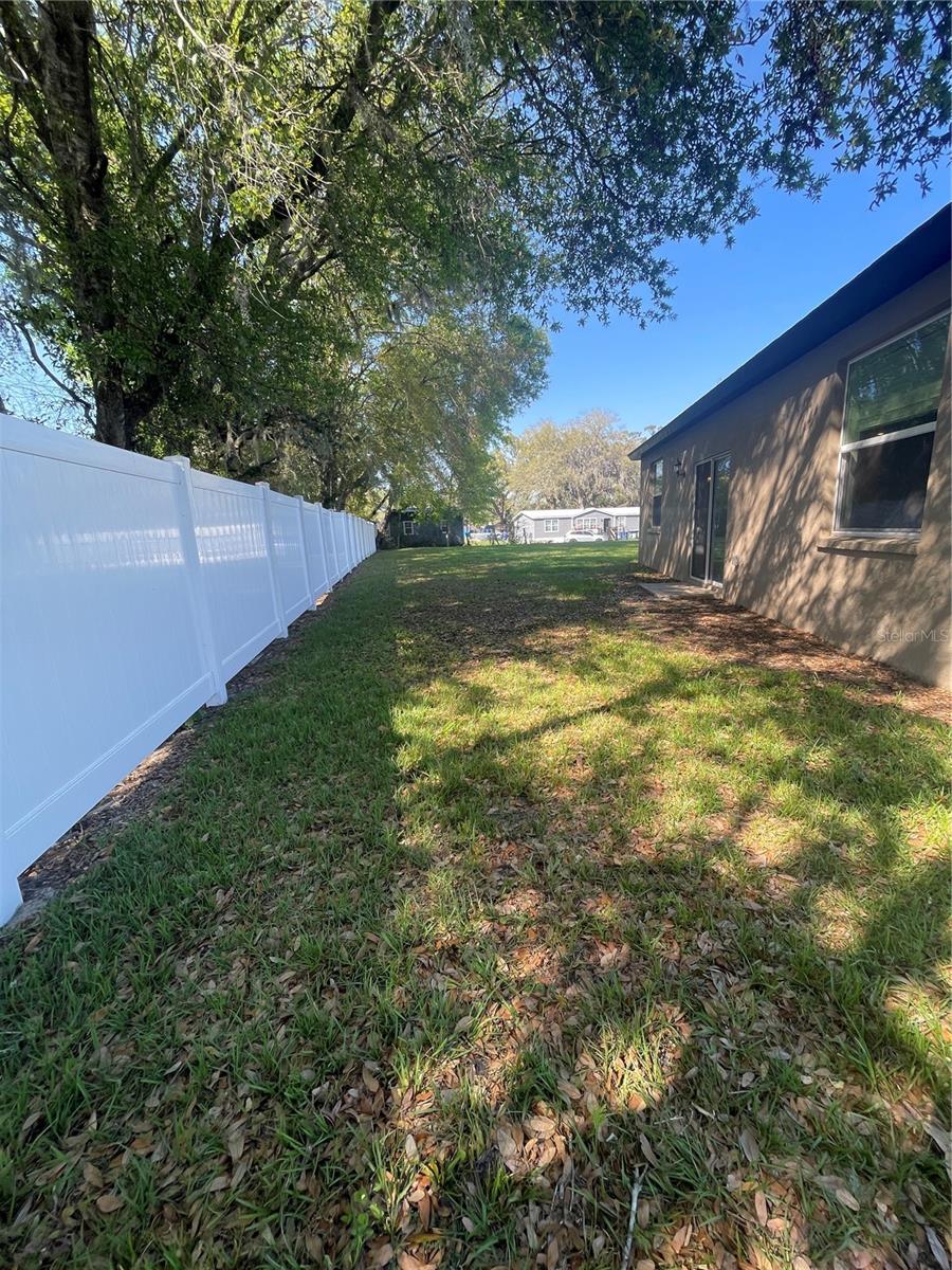 Image 28 of 32 For 34772 Mulrion Drive